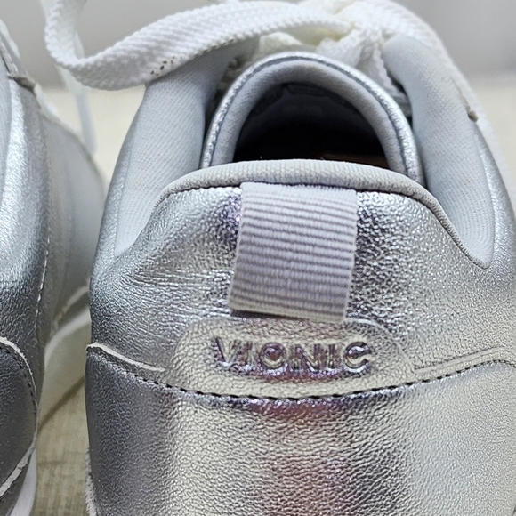 Vionic Women's Silver Metallic Elise Walking Sneakers Size 8 - Picture 7 of 9